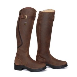 bottes marron snowy river mountain horse
